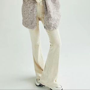 Free people slim pull-on velvet flare pants